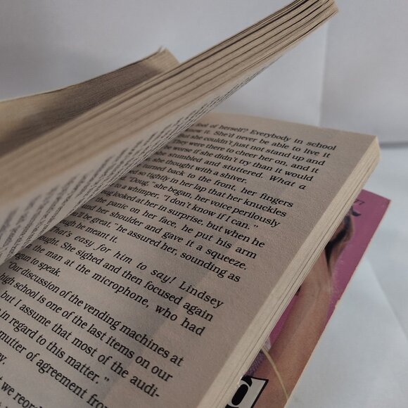 Sweet Dreams 10 Book Lot Romance Bantam 1982 Paperback 18 31 28 36 53 66 67 77 - Picture 15 of 16